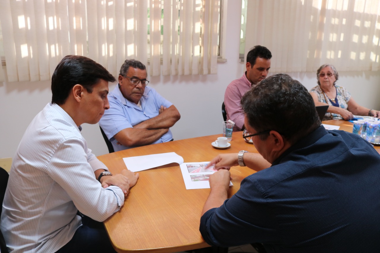 SMTT dialoga com moradores da Nova Saneamento sobre implantação de ciclofaixa - SMTT Aracaju